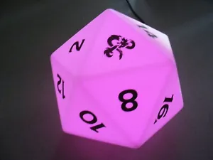 Paladone Dungeons & Dragons D&D Color-Changing 20-Sided USB Dice Lamp Light - Bild 1 von 7