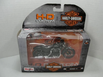 2015 15 STREET 750 HARLEY DAVIDSON MOTORCYCLE MAISTO SERIES 41 1/18 MODEL BIKE - Image 1 of 4
