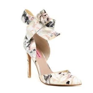 Betsey Johnson Size 7 Malissa Heels Pumps Floral Bow - Picture 1 of 15