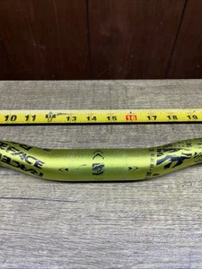 Race Face Atlas Riser Handlebars 31.8 x 740mm 1/2in Rise MTB Lime Green/Gold - Picture 1 of 8