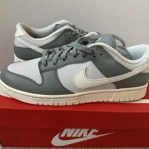 Nike Dunk Low Retro PRM Shoes mens size 11 Green Sail Photon Dust DV7212-300 - Picture 1 of 11