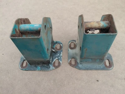 67-72 FORD TRUCK INNER FENDER MOUNTS F100 F250 FIREWALL BRACKETS OEM USERS - Image 1 of 4