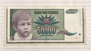 Set of paper money of the world - Picture 1 of 3