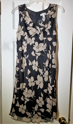 A Pea In The Pod Maternity Small Black & Tan Floral Lined Silk Sleeveless Dress - Image 1 of 4