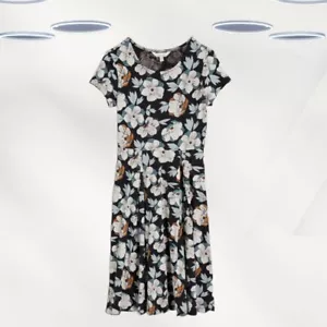 Ex Seasalt Women's Cap Sleeve Fit & Flare Jersey Dress in Black Floral - Picture 1 of 4