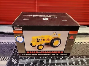 Allis Chalmers IB 1/16 Diecast Industrial Tractor Replica by SpecCast - Picture 1 of 5