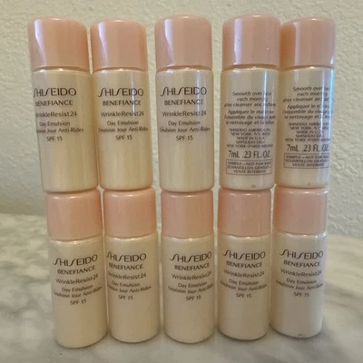 Shiseido Benefiance WrinkleResist24 Day Emulsion spf 15  70ml 2.3oz = full size - Image 1 of 4