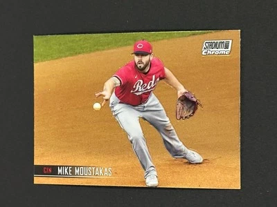 2021 Topps Stadium Club Chrome Mike Moustakas #96 Cincinnati Reds (T) - Image 1 of 2