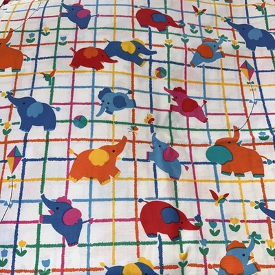 Tecido de algodão Fun Zone Hoffman California 4yds x 45" berçário elefantes - Imagem 1 de 3