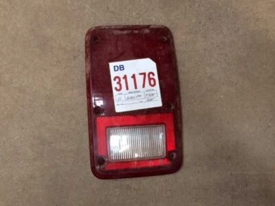 78 79 80 DODGE RAM 100 VAN R. LUZ TRASERA SIN BISEL 6933 Foto 1 de 2
