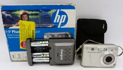 HP Photosmart M437 5.0MP Digital Point And Shoot Compact Camera With Charger - Image 1 of 4