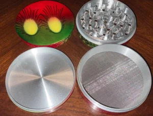 Jumbo Aluminium Kräutermühle CNC 4 Stück 100 mm/4" Zoll gesprenkelt grün rot - Bild 1 von 2