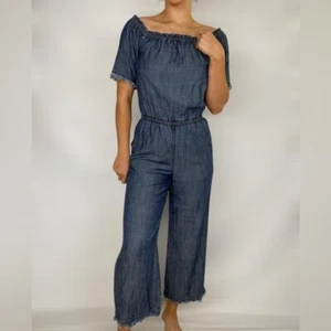 TRINA TURK Chambray Off The Shoulder Jumpsuit Denim Raw Hem Fray Linen Boho - Bild 1 von 11