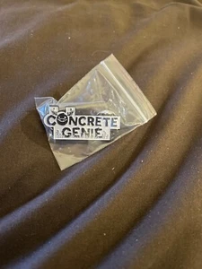Sony PlayStation Concrete Genie Lapel Pin Black - Picture 1 of 1