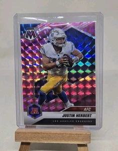 Justin Herbert 2021 Panini Mosaic - Variazioni AFC #224 Mimetico Rosa Mosaico Prizm - Foto 1 di 2