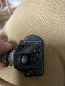 Mercedes, Set of 4 TPMS for Sprinter A, CLA, GLE, Part #A000 905 7205 Q06 - Picture 1 of 5