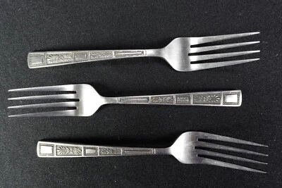 Cubiertos de acero inoxidable con patrón de 'hojas de plata' de por vida Japón MCM 3 tenedores de ensalada Foto 1 de 4