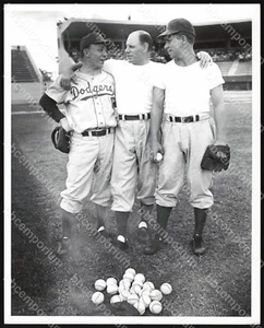 Durocher Pee Wee Reese Stanky Dodgers Baseball 8"x 10" Original Photograph J54 - Picture 1 of 2