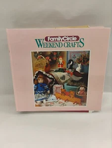 Family Circle Weekend Crafts Gift Ideas Instructions Patterns Books Nice Book  - Picture 1 of 3