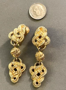 Pendientes de clip colgantes vintage Christian Dior cuerda anudada tono dorado 2-3/8" - Imagen 1 de 11