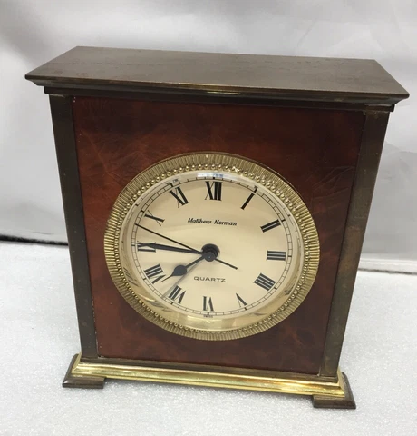 Vintage Matthew Norman Swiss Quartz Brass Small Shelf Clock Desk Cover