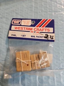 Westrim Crafts Mail Paket Miniaturen, Puppenhaus, Basteln. X5 Pakete - Bild 1 von 2