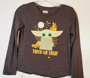 Disney TRICK/TREAT Youth TEE Size L 10/12 Mandalorian GROGU Star Wars HALLOWEEN - Picture 1 of 8