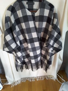ZARA NEW WOMAN WOOL BLEND HANDMADE CHECKED PONCHO  ECRU/GREY/BLACK ONE SIZE: M - Picture 1 of 5