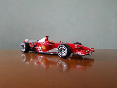 Ferrari 248F1 - Michael Schumacher - 1/18 - Hotwheels - Immagine 1 di 4