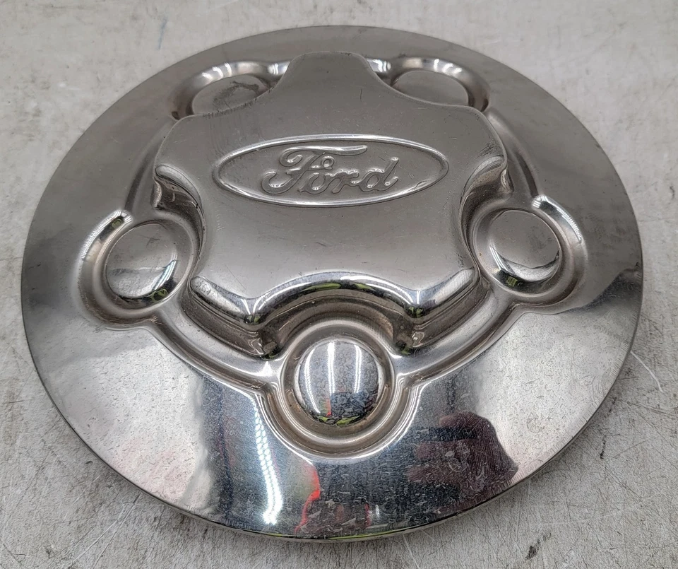 2013 Ford Taurus Center Wheel Cap For 18" Wheel OEM - Image 1 of 2