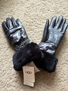 NEW UGG SMART GLOVES BLACK SZ. S/M - Picture 1 of 10