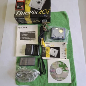 Fully working Fujifilm Finepix 40i cosmic blue compact digital camera boxed! - Bild 1 von 10