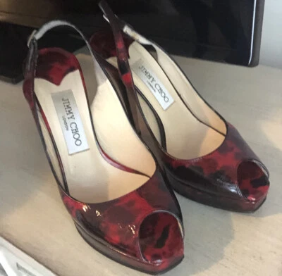 JIMMY CHOO charol rojo honda trasera punta abierta plataforma tacones 36 Foto 1 de 4