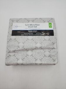 Mainstays Soft Microfiber 4 Piece Sheet Set ~ Queen Size ~ Grey Medallion