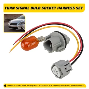 For Toyota Yaris Hatchback 2012-2019 Bulb Turn Signal Socket Connector Pigtail 1 - Picture 1 of 18