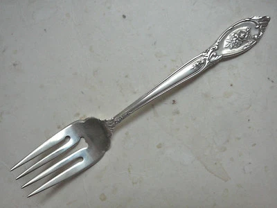 Lunt ROSE ELEGANCE Sterling Salad Fork  ☞ PRISTINE ☜ - Image 1 of 3
