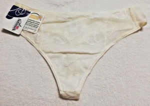 NEU String Gr. XL Selmark Ivory Stickerei edel exklusiv Sale Geschäftsaufgabe - Bild 1 von 4