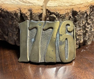 Vintage 1776 Bicentennial Messing Gürtelschnalle Lewis Buckles Chicago 1975 USA Vintage - Bild 1 von 10
