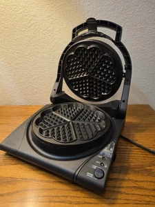 Chef’sChoice WafflePro Model 840 Waffle Maker Heart Shape Nonstick 1100W Tested - Picture 1 of 8