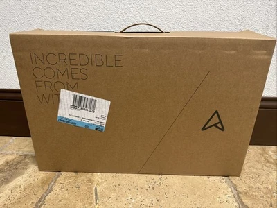 Portátil ASUS-Zenbook S 16 16" 3K OLED Pantalla Táctil-AMD Ryzen Al 9 365-1TB SSD Foto 1 de 4