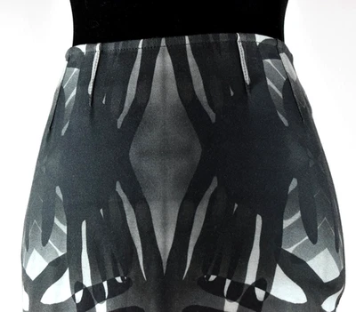 Akris Punto Size 2 Black White Gray Abstract Print Pencil Skirt Unlined Zipper - Image 1 of 4