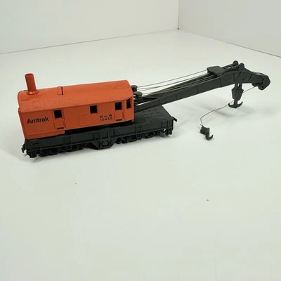 HO Scale Bachmann AMTRAK 12-Wheel Maintenance Crane 15449 with Dual Hooks - Image 1 of 4