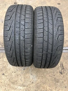 2 Winterreifen 225/40 R18 92V Pirelli Sottozero Winter 240 Serie 2 RSC RFT 6,5mm - Bild 1 von 2