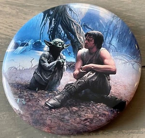 De colección Star Wars Episodio V Yoda entrena escena de Luke 2 1/2" botón pin inverso insignia - Imagen 1 de 3
