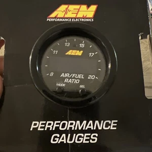 AEM X-Series Wideband Air Fuel Ratio Sensor Controller Gauge 30-0300 - Bild 1 von 3