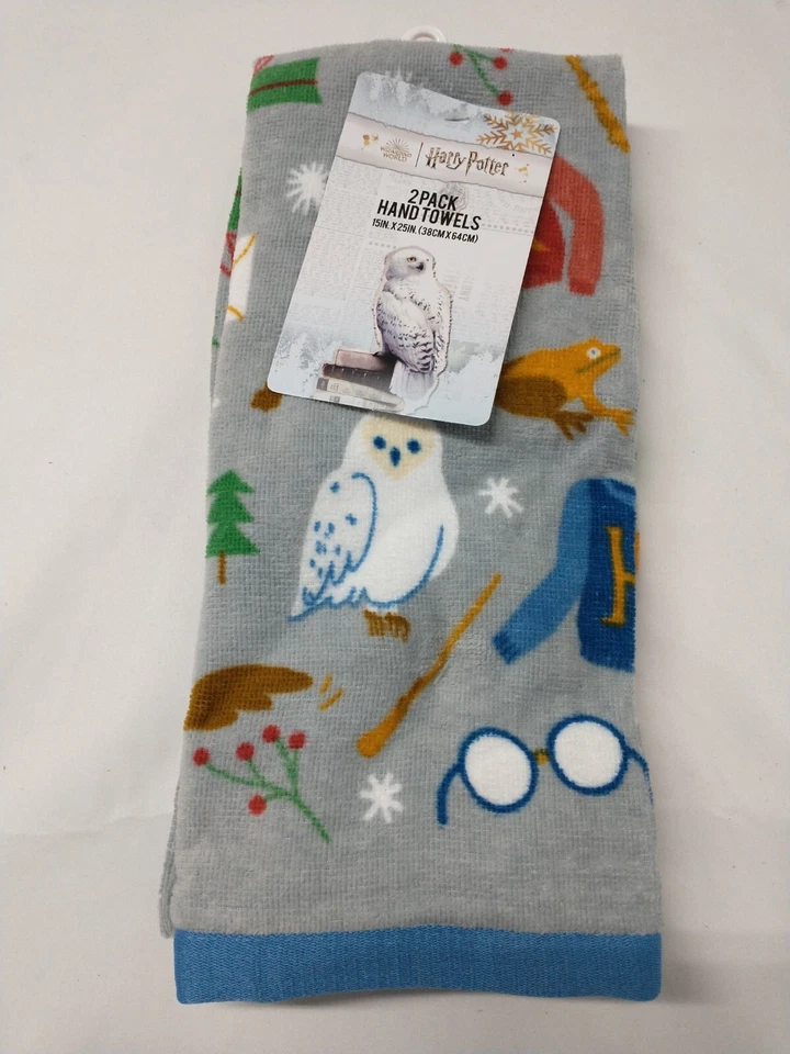 Harry Potter Wizarding World 2-Pack Kitchen Hand Towels Hedwig Owl Christmas - Image 1 of 4