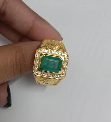 Anillo de boda real de oro amarillo de 14 k con diamantes y esmeraldas verdes naturales de 3,16 quilates para hombre Foto 1 de 4