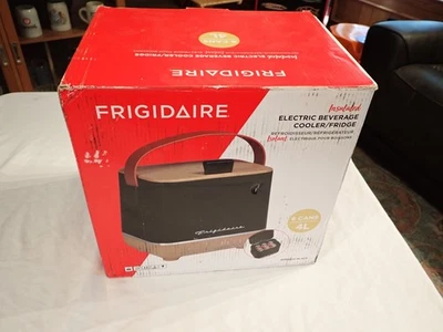 Mini refrigerador personal Frigidaire 12V tapa superior aislada adaptador 6 latas 12V Foto 1 de 4