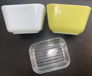 Pyrex Vintage Yellow Milk  Opal 501 B C One Lid Refrigerator Dish 12 Oz USA - Picture 1 of 8