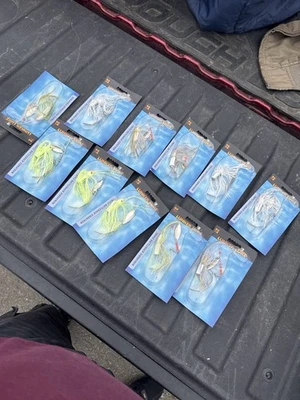 Lote de 11 señuelos Lunker Spinnerbaits - Triple Rattleback Vibratron - Nuevo sellado Foto 1 de 4